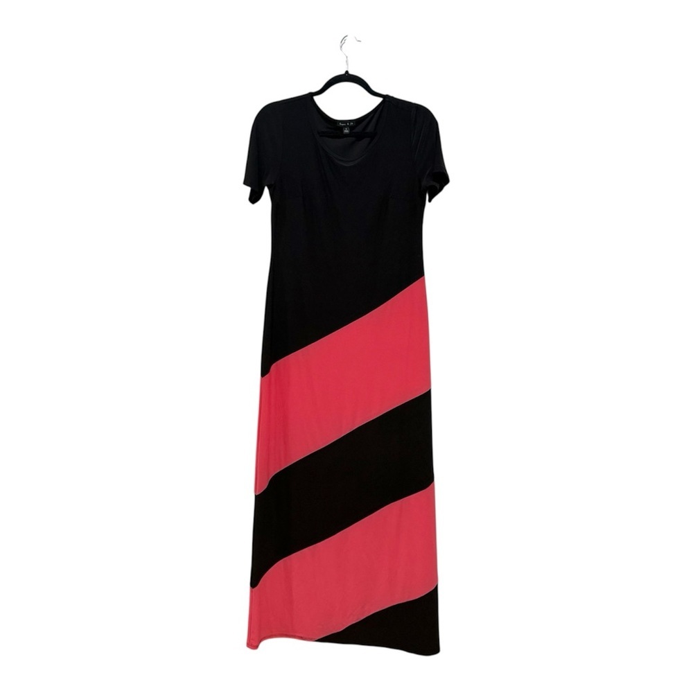Sami & Jo Colorblock Maxi Dress – Black & Coral Pink Small